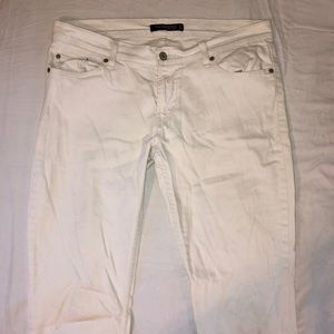 White Levi 524 superlow skinny jeans